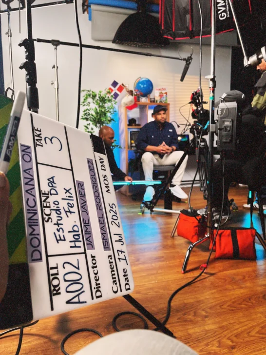  El conductor del documental es Félix Báez, uno de los creadores de contenido más influyentes en la República Dominicana y para la comunidad de dominicanos en el exterior, ya que es residente en Nueva York. (Fuente externa)