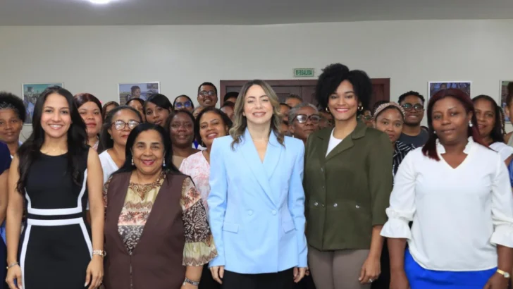 Volvió Juanita… con la economía de cuidados Volvió Juanita… con la economía de cuidados