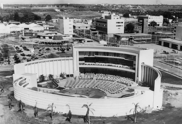  Teatro Agua y Luz en 1956 – AGN