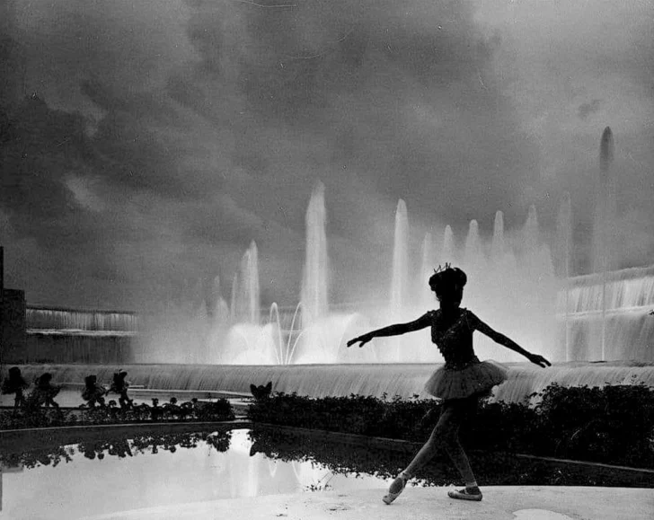  Espectáculo en el Teatro Agua y Luz - AGN