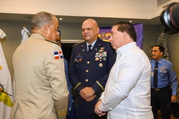 CONASAC propone modificar la ley para sancionar el uso de rayos láser contra aeronaves 