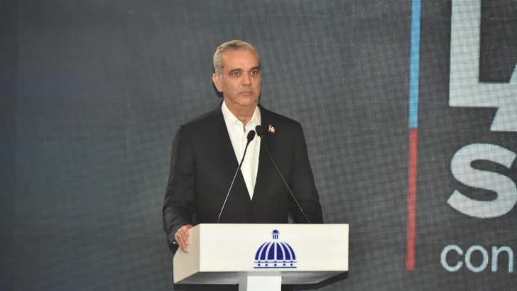 Abinader dice acuerdo con EEUU para uso de espacio aéreo es temporal y rige hasta abril Abinader dice acuerdo con EEUU para uso de espacio aéreo es temporal y rige hasta abril