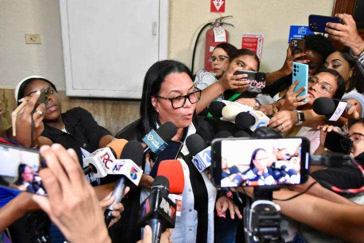  La abogada Ingrid Hidalgo, representante de la imputada en el desfalco del Seguro Nacional de Salud (Senasa), Cinty Acosta Sención. Foto: © Juan Antonio Guio. ACENTO.