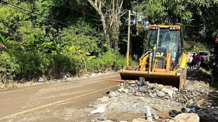 Declaran en emergencia La Zanja, en Santiago, por ruptura de una tubería del acueducto Declaran en emergencia La Zanja, en Santiago, por ruptura de una tubería del acueducto