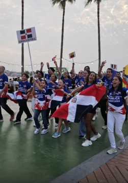 Delegación Dominicana se destaca en la Final Mundial de OCEANMAN Dubái 2025