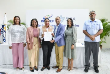 Infotep certifica a 566 comunitarios de Boca Chica en colaboración con SIBA Energy