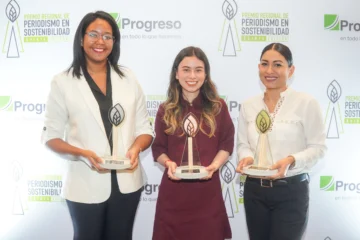 Karla Alcántara, de ACENTO, gana segundo lugar en Premio Regional de Periodismo en Sostenibilidad