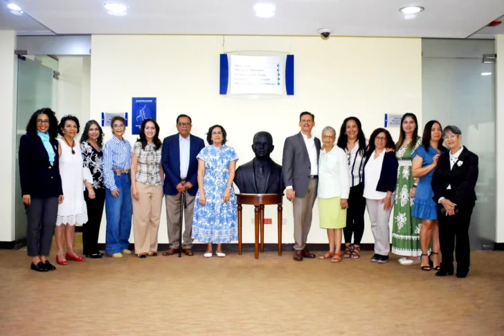 'Cuento de los dos Quijotes', lectura celebrada en la Biblioteca Nacional Pedro Henríquez Ureña