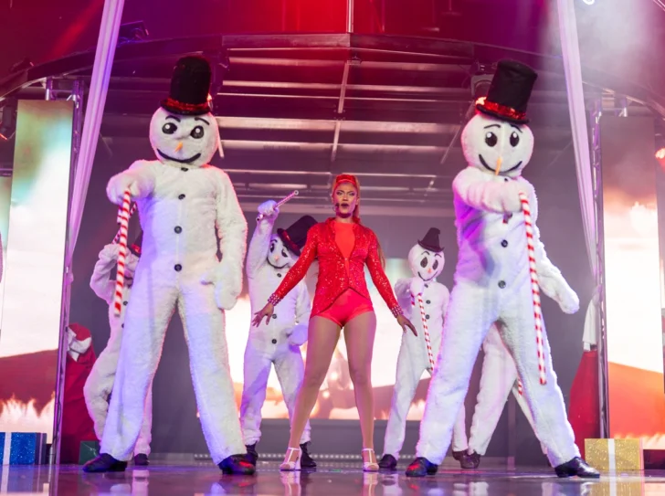 Lopesan lleva la “Mágica Navidad” a más de 700 niños