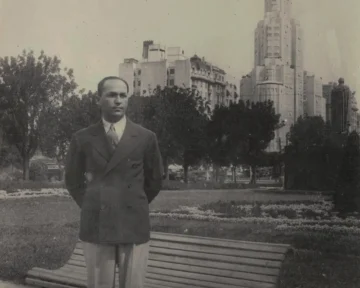 La gratitud melancólica de Manuel del Cabral La gratitud melancólica de Manuel del Cabral