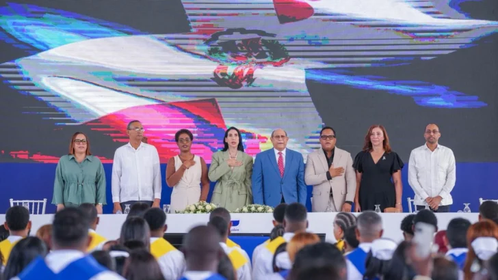 Infotep gradúa 1,177 nuevos técnicos en la región Este Infotep gradúa 1,177 nuevos técnicos en la región Este