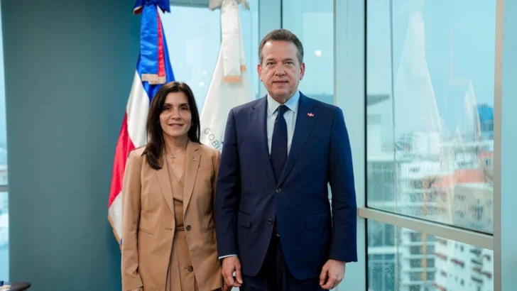 Leah Campos inicia encuentros oficiales en el MICM centrado en comercio e inversión Leah Campos inicia encuentros oficiales en el MICM centrado en comercio e inversión