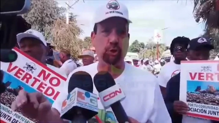 Comunitarios a pedradas en El Pedregal por conflicto sobre planta de reciclaje