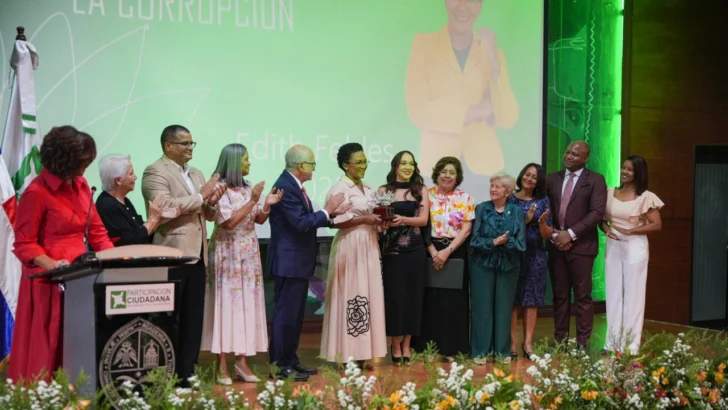 Participación Ciudadana reconoce la trayectoria ética y ejemplar de la periodista Edith Febles Participación Ciudadana reconoce la trayectoria ética y ejemplar de la periodista Edith Febles