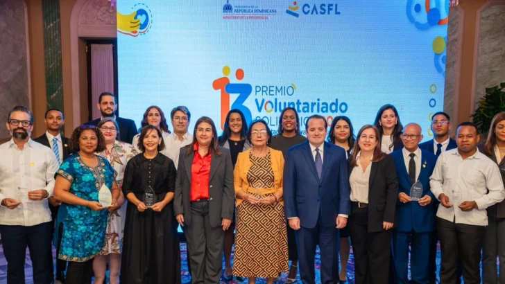 La infraestructura invisible: el voluntariado como columna moral de la nación