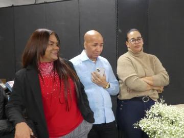 Presentan libro “La posmodernidad y sus naufragios: Apuntes desde el otro yo'