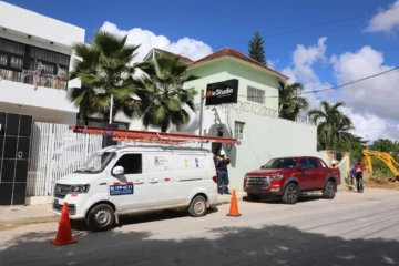 Presunto pastor reincide en fraude: le desmontan nueva conexión ilegal en fundación de Higüey Presunto pastor reincide en fraude: le desmontan nueva conexión ilegal en fundación de Higüey