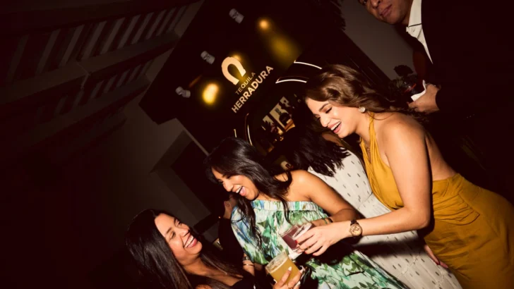 Sabor y celebración: cócteles perfectos para la Nochebuena