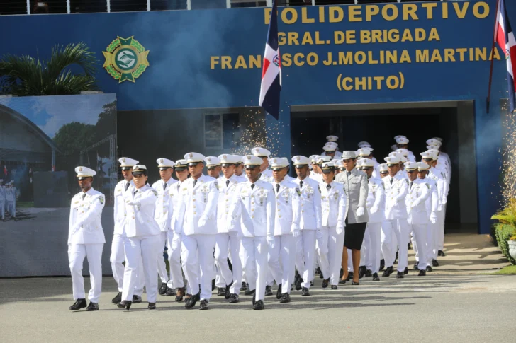Se gradúan de 64 nuevos cadetes de la Policía Nacional formados bajo el Modelo de Transformación