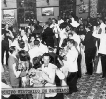  Un baile de fin de año en el Hotel Mercedes. 1941. Foto Museo Histórico de Santiago.