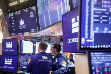 Wall Street cierra en rojo antes de los datos de empleo en EEUU Wall Street cierra en rojo antes de los datos de empleo en EEUU