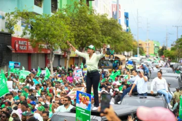 Selinée Méndez destaca participación de la ciudadanía en la Marcha del Pueblo