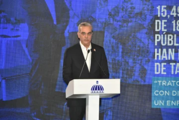 Abinader dice escuchará a todas las ARS, pero que resolución sobre per cápita se estudió ampliamente