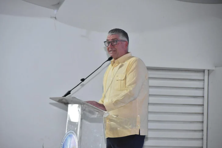  Eric Rivero, director de la Asociación Dominicana de Productores de Leche (Aproleche). Foto: © Juan Antonio Guio. ACENTO