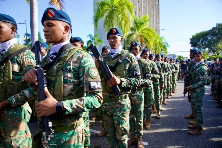 Unos 28 mil agentes reforzarán la seguridad ciudadana durante las festividades decembrinas Unos 28 mil agentes reforzarán la seguridad ciudadana durante las festividades decembrinas
