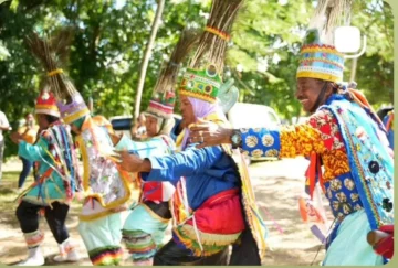 Encuentro Nacional de las Mesas de las tradiciones. “Raíz de nuestra identidad” Encuentro Nacional de las Mesas de las tradiciones. “Raíz de nuestra identidad”