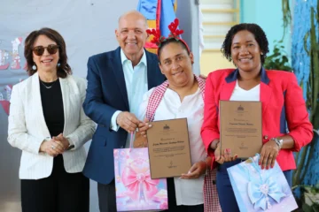 Entregan certificados a privados de libertad