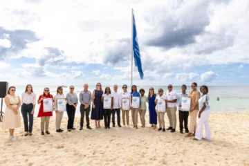 Certificación Bandera Azul ratifica la gestión responsable de las playas de La Romana Certificación Bandera Azul ratifica la gestión responsable de las playas de La Romana