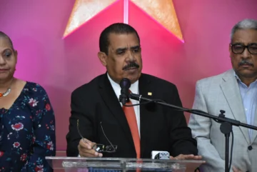 PLD asegura bonos navideños no garantizan cena de familias vulnerables PLD asegura bonos navideños no garantizan cena de familias vulnerables