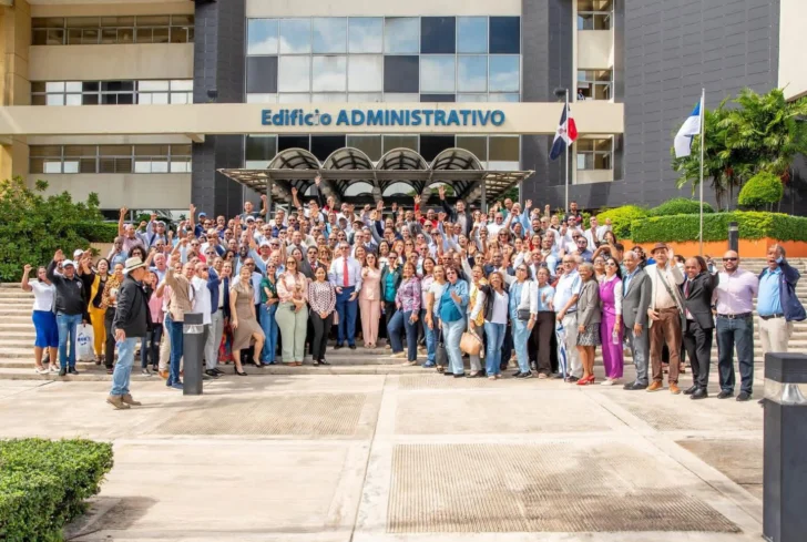 Asjana recibe apoyo del PRM, del PLD, de FP y de la izquierda para su candidatura a rector de la UASD