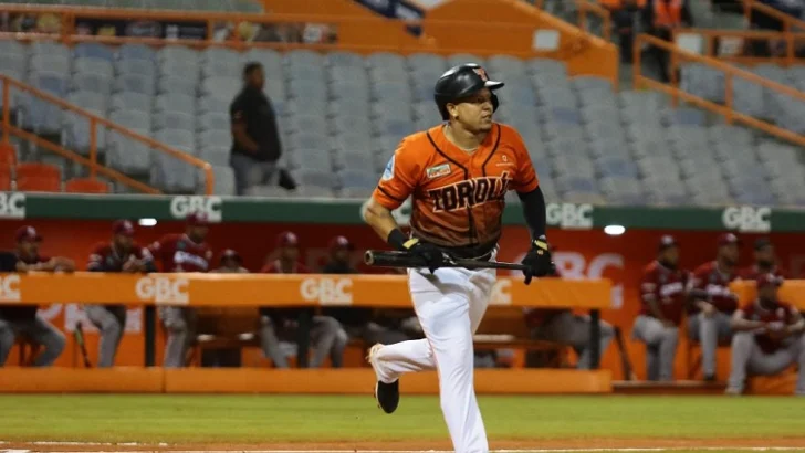 Toros dejan en el terreno a los Tigres y se acercan a la clasificación Toros dejan en el terreno a los Tigres y se acercan a la clasificación