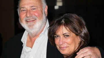 Detienen al hijo del director de Hollywood Rob Reiner horas después de la muerte de sus padres en su mansión de Los Ángeles Detienen al hijo del director de Hollywood Rob Reiner horas después de la muerte de sus padres en su mansión de Los Ángeles