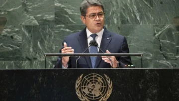 Condenado por narcotráfico, el expresidente hondureño Hernández sale de prisión indultado por Trump