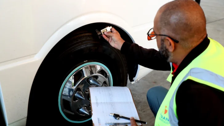 El 49 % de los vehículos supervisados por el Intrant presentan algún tipo de incumplimiento