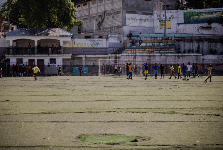 El fútbol se abre paso en un Haití mundialista, a pesar de la crisis y la violencia