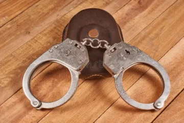 Condena de 20 años de prisión contra dos hombres por robo agravado y agresión en Elías Piña