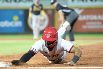 Gigantes y Estrellas contundentes ante Toros y Tigres, mientras Leones y Águilas dividen