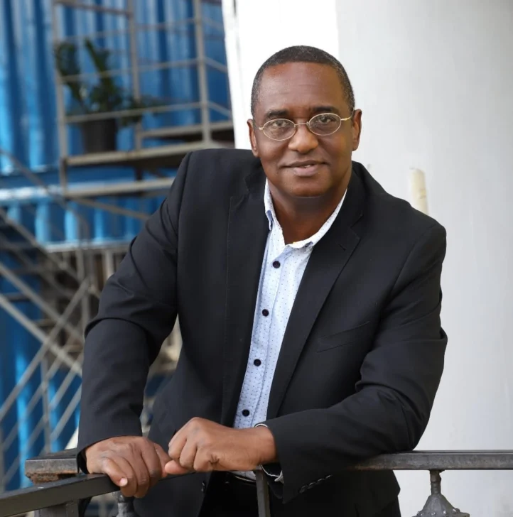 manuel-nova-foto-sable-722x728