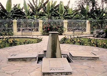 monumento-a-las-Hermanas-Mirabal-en-la-provincia-que-lleva-sus-nombres