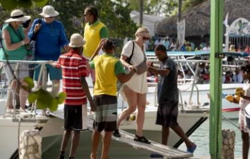 Europa, casi en su totalidad en negativo en el turismo dominicano, con crecimiento en solo 9 de 28 países Europa, casi en su totalidad en negativo en el turismo dominicano, con crecimiento en solo 9 de 28 países