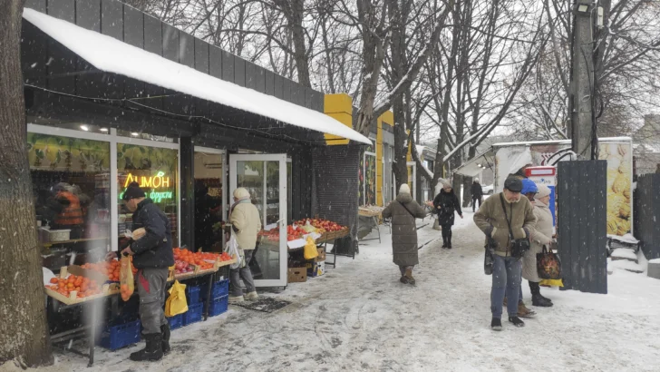 EEUU y Ucrania planean firmar un pacto de reconstrucción por 800,000 millones, dice diario