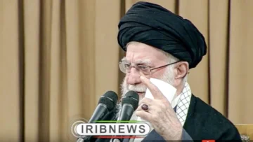 El líder supremo de Irán acusa a los manifestantes de 