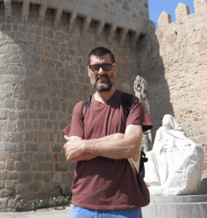 El destacado historiador español Luis Alfonso Escolano Giménez.