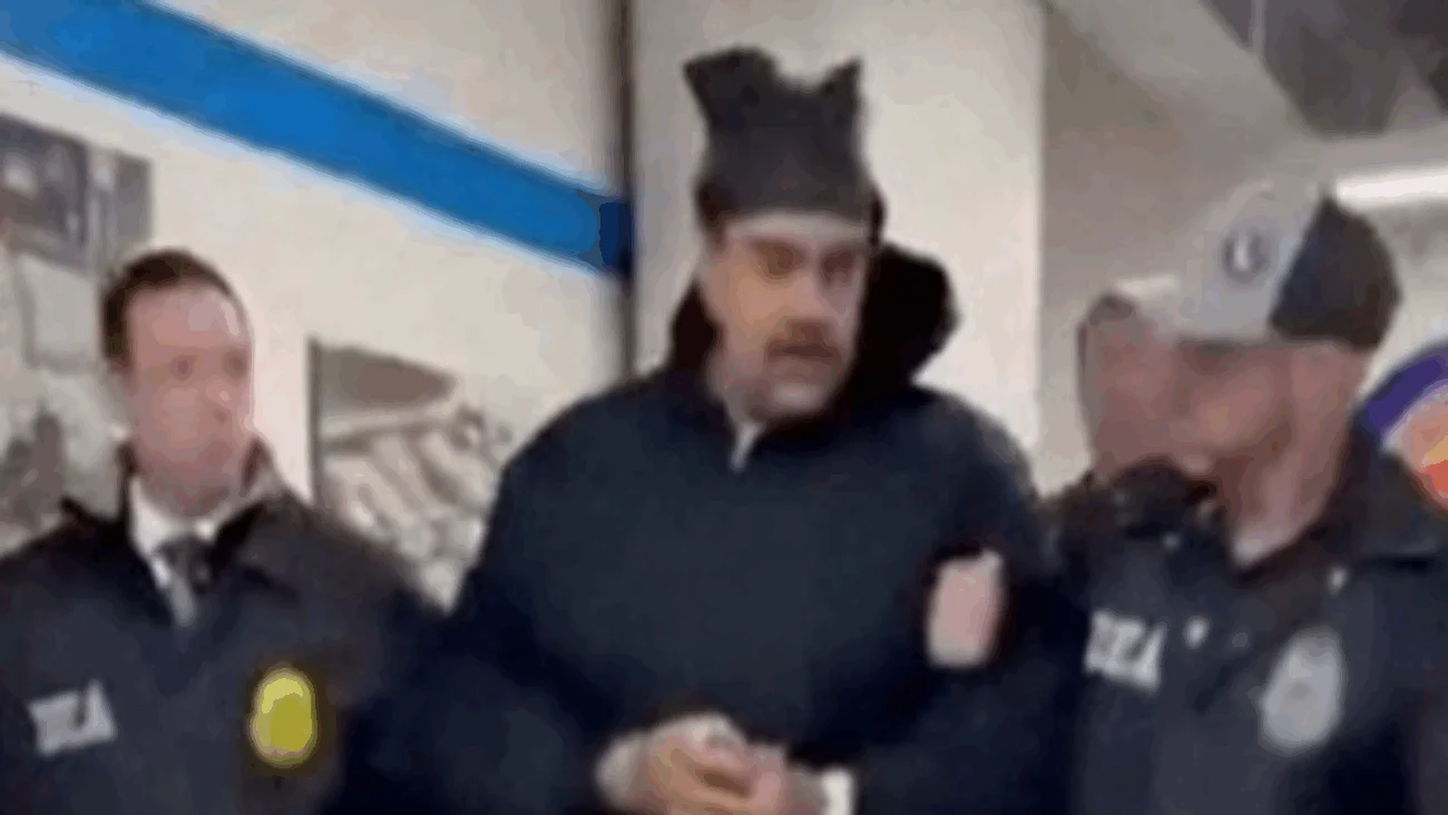 3 momentos clave de una jornada histórica en Venezuela que dejó en shock al mundo tras la detención de Maduro y su esposa 3 momentos clave de una jornada histórica en Venezuela que dejó en shock al mundo tras la detención de Maduro y su esposa