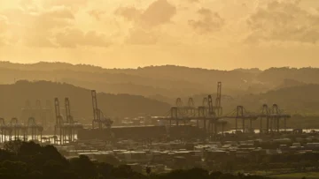 Panamá anula concesión a una firma hongkonesa en su canal