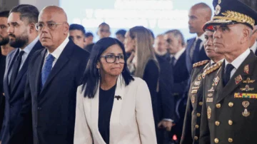 Venezuela anuncia el intercambio de misiones diplomáticas con Estados Unidos con vistas a reabrir las embajadas